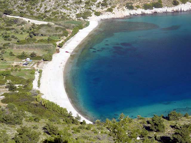 Bay panorama - A photo of Elinta taken from the north side of the bay