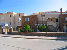 PLAKA STUDIOS IN  KARFAS - CHIOS